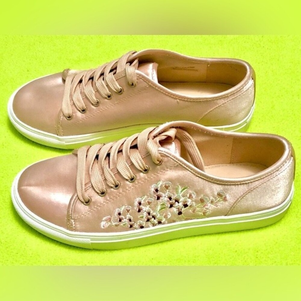 Cherry Blossom Pink Satin Sneakers Tennis Shoes Women’s Size 38 7.5/8